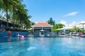 Private Pool 4 Bedroom Villas by Emblemsea